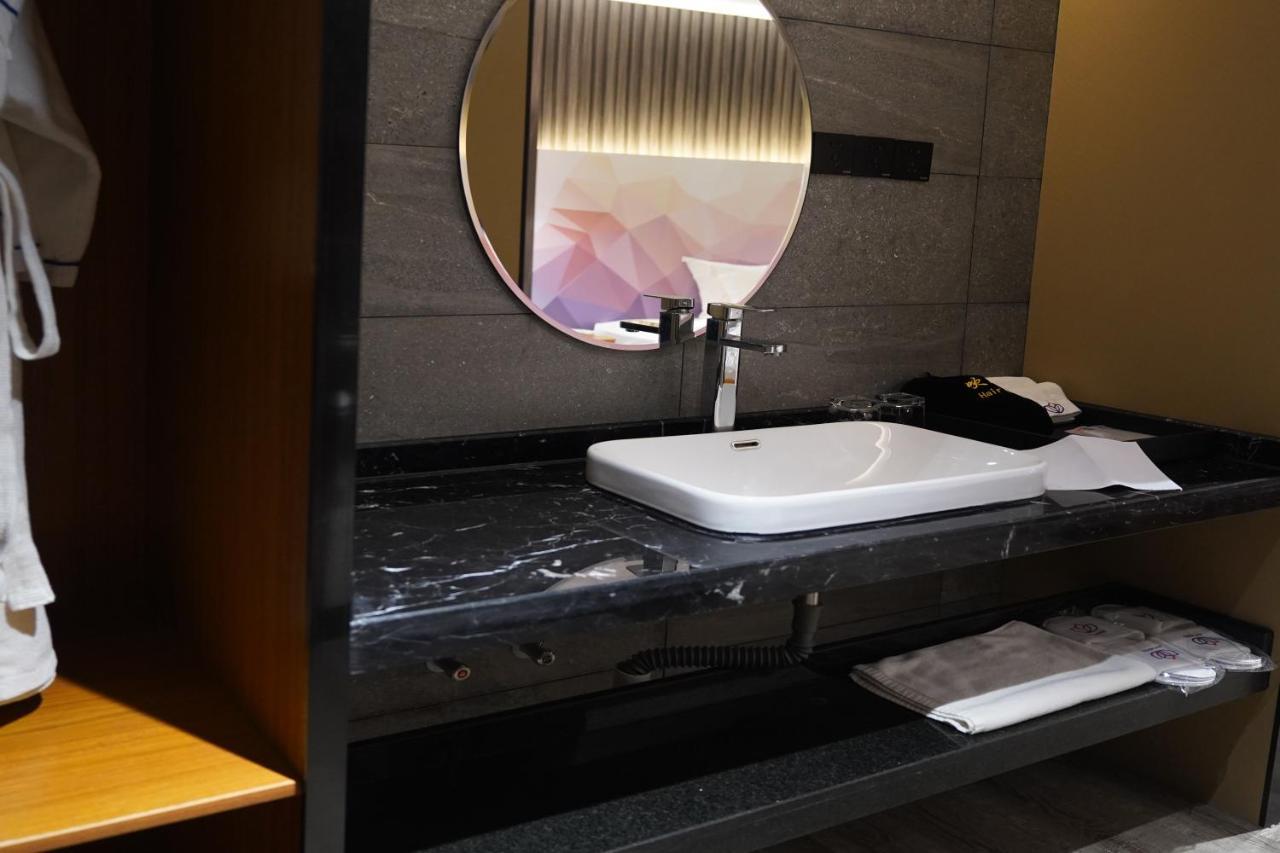 Joy Hotel プノンペン エクステリア 写真