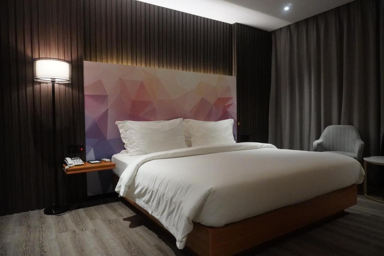 Joy Hotel プノンペン エクステリア 写真